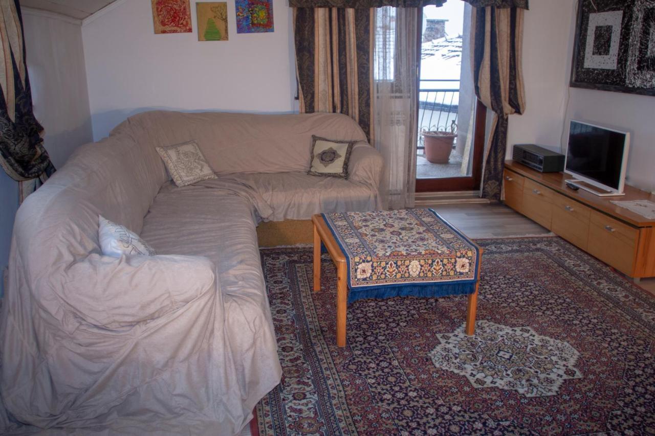 Fena Guest house